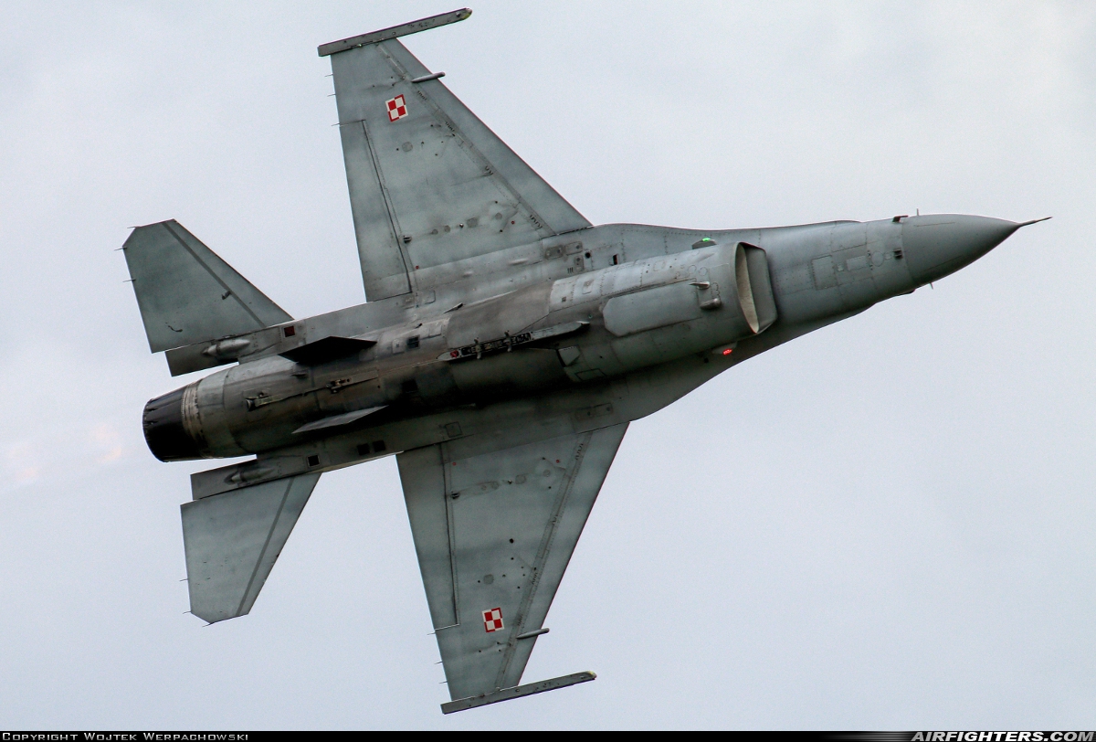 Poland - Air Force General Dynamics F-16C Fighting Falcon 4044 at Lask (EPLK), Poland