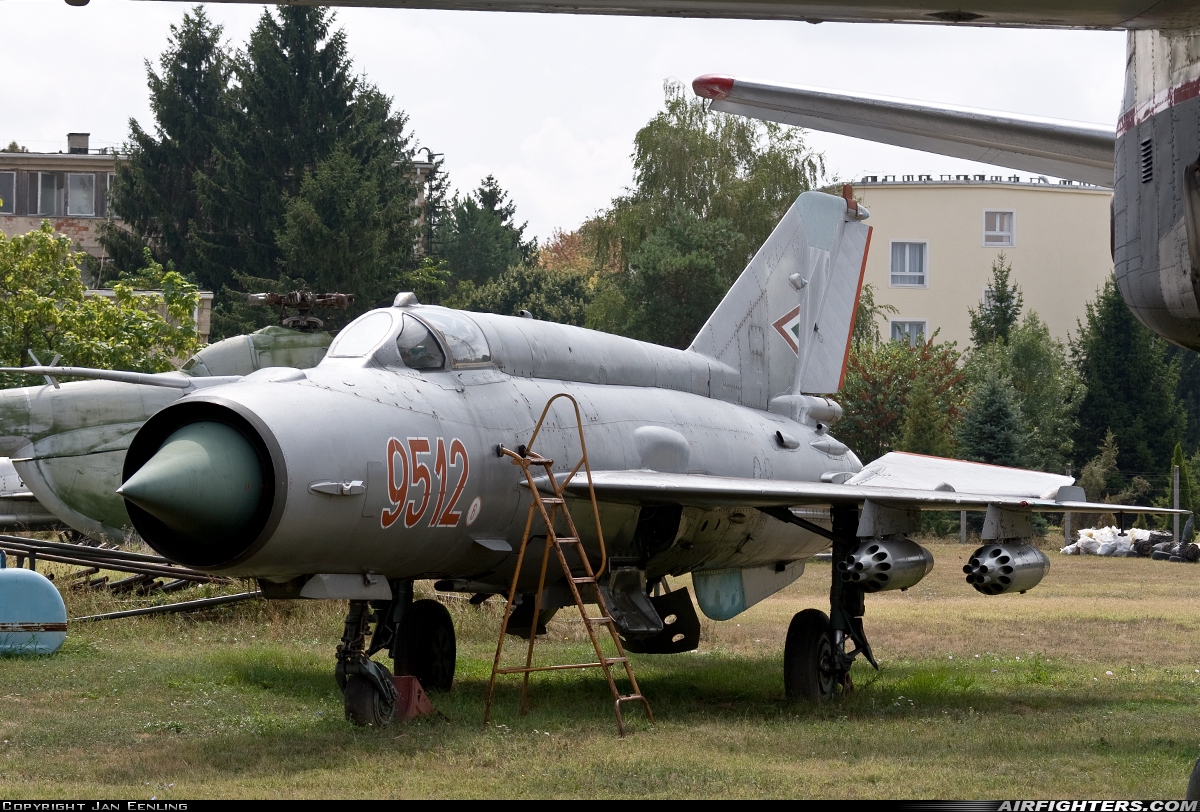 Hungary - Air Force Mikoyan-Gurevich MiG-21MF 9512 at Szolnok (LHSN), Hungary