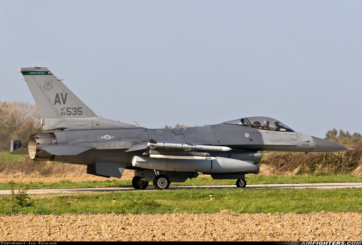 USA - Air Force General Dynamics F-16C Fighting Falcon 88-0535 at Florennes (EBFS), Belgium