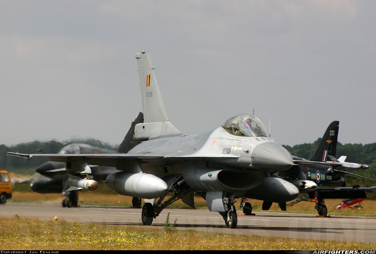 Belgium - Air Force General Dynamics F-16AM Fighting Falcon FA-136 at Kleine Brogel (EBBL), Belgium