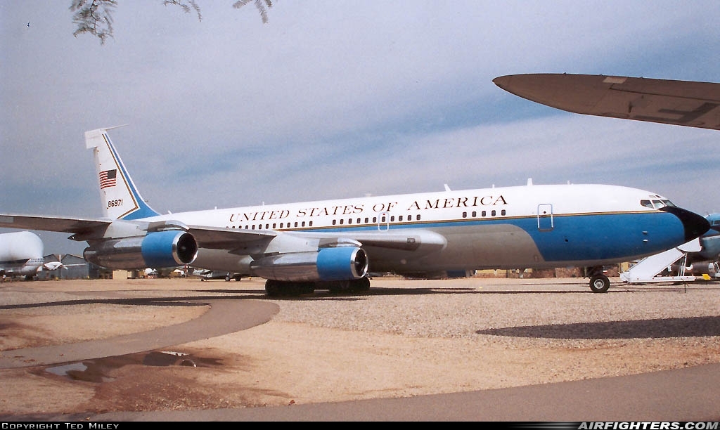 USA - Air Force Boeing VC-137B (707-153B) 58-6971 at Tucson - Davis-Monthan AFB (DMA / KDMA), USA