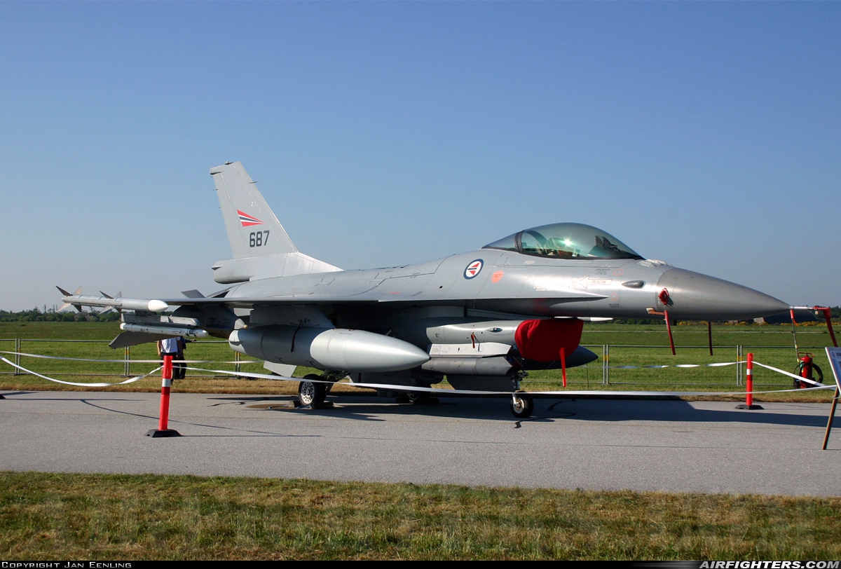 Norway - Air Force General Dynamics F-16AM Fighting Falcon 687 at Skrydstrup (EKSP), Denmark