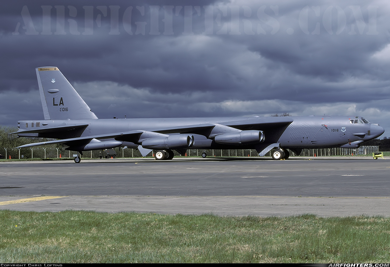 USA - Air Force Boeing B-52H Stratofortress 61-0016 at Fairford (FFD / EGVA), UK