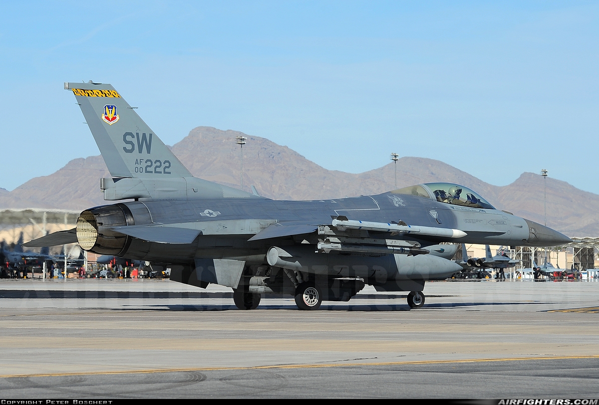USA - Air Force General Dynamics F-16C Fighting Falcon 00-0222 at Las Vegas - Nellis AFB (LSV / KLSV), USA