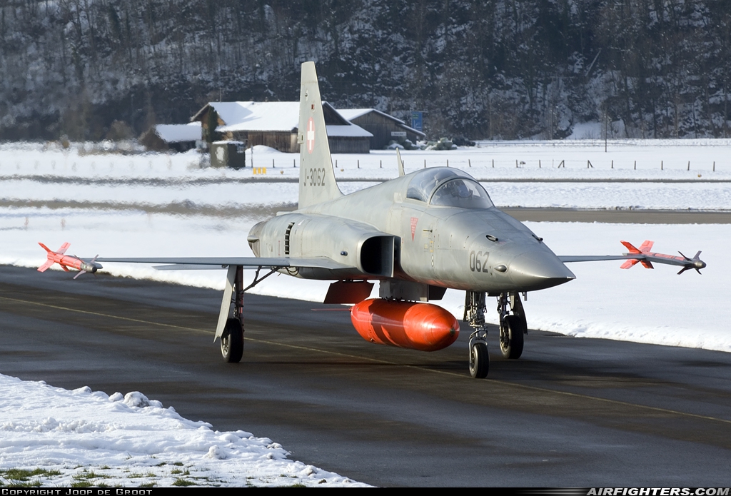 Switzerland - Air Force Northrop F-5E Tiger II J-3062 at Meiringen (LSMM), Switzerland