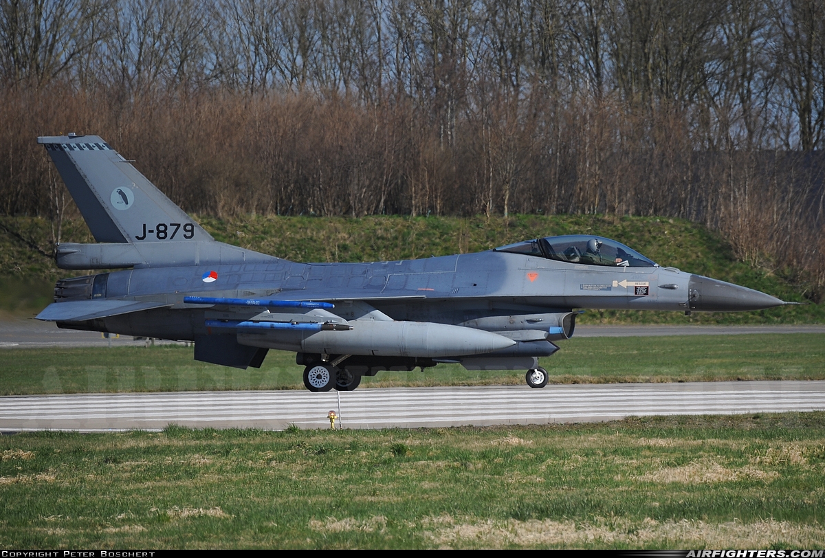 Netherlands - Air Force General Dynamics F-16AM Fighting Falcon J-879 at Leeuwarden (LWR / EHLW), Netherlands
