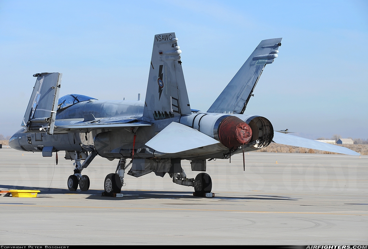 USA - Navy McDonnell Douglas F/A-18A Hornet 161937 at Fallon - Fallon NAS (NFL / KNFL), USA