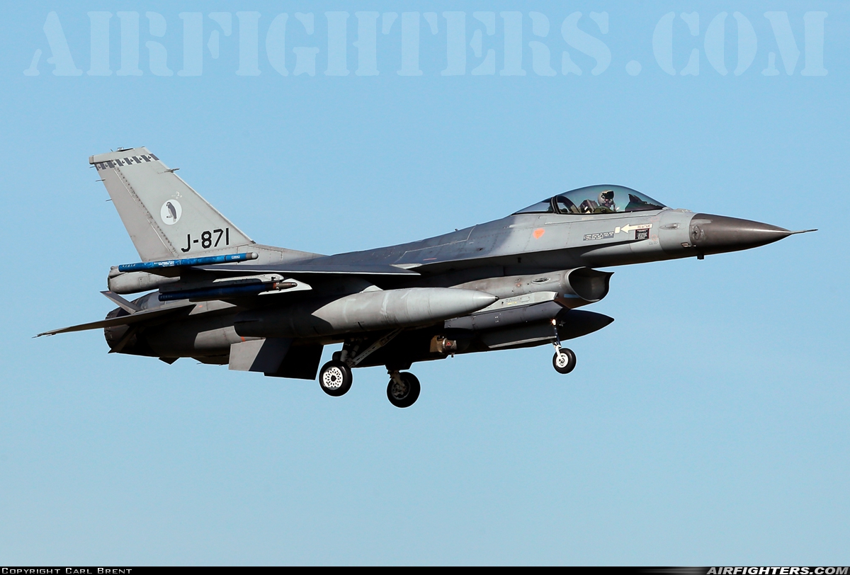 Netherlands - Air Force General Dynamics F-16AM Fighting Falcon J-871 at Leeuwarden (LWR / EHLW), Netherlands