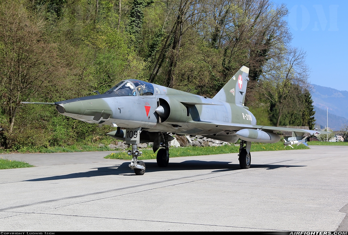Private - Mirageverein Buochs Dassault Mirage IIIRS R-2109 at Buochs (Stans) (LSMU / LSZC), Switzerland