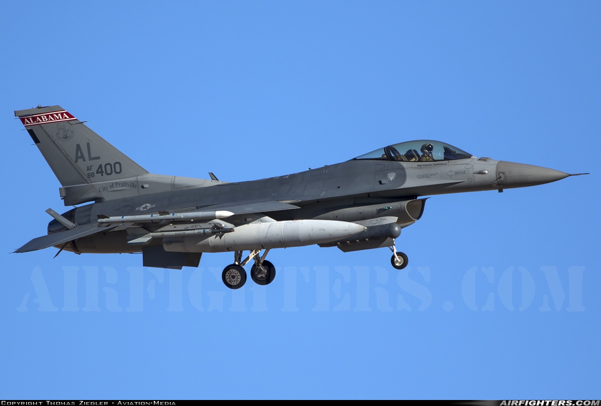 USA - Air Force General Dynamics F-16C Fighting Falcon 88-0400 at Las Vegas - Nellis AFB (LSV / KLSV), USA