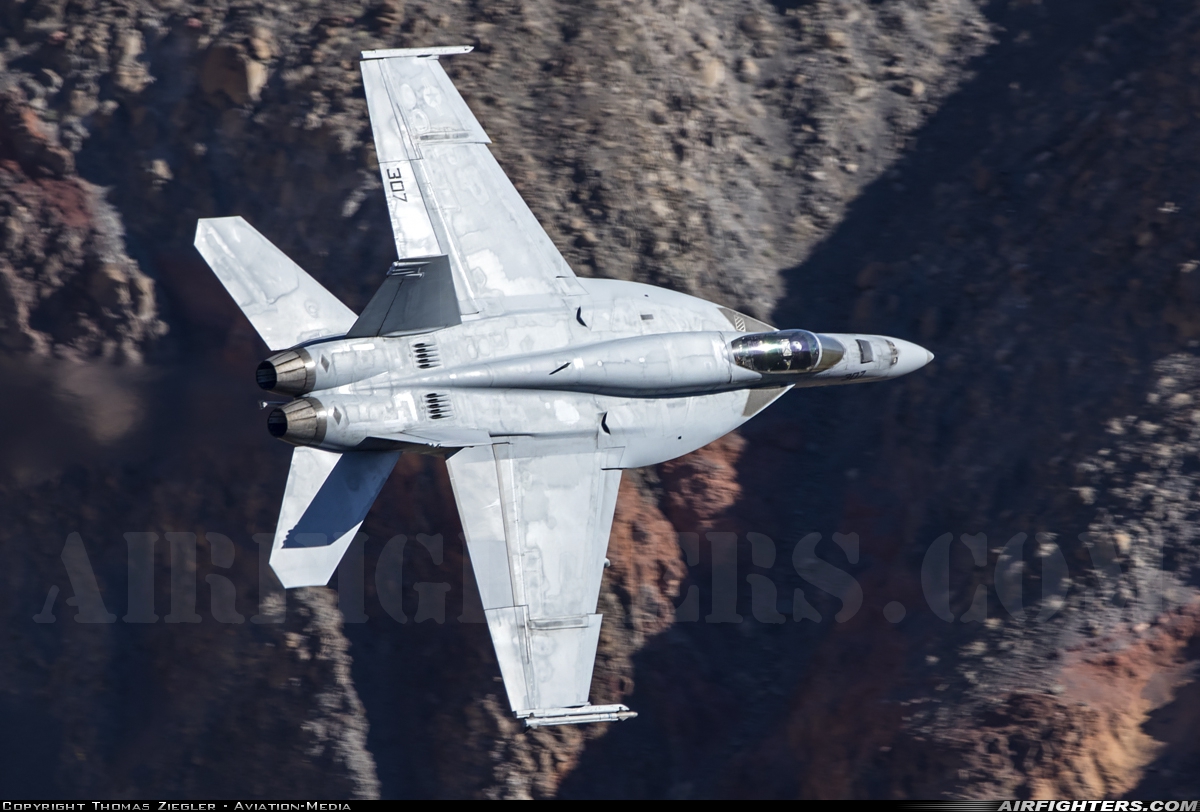 USA - Navy Boeing F/A-18E Super Hornet 165865 at Off-Airport - Rainbow Canyon area, USA