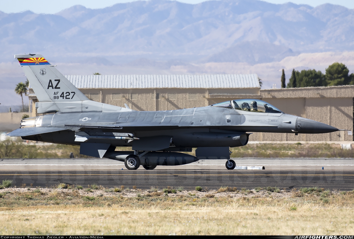 USA - Air Force General Dynamics F-16C Fighting Falcon 88-0427 at Tucson - Int. (TUS / KTUS), USA