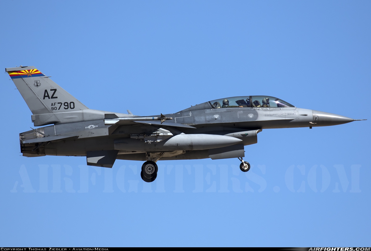 USA - Air Force General Dynamics F-16D Fighting Falcon 90-0790 at Tucson - Int. (TUS / KTUS), USA
