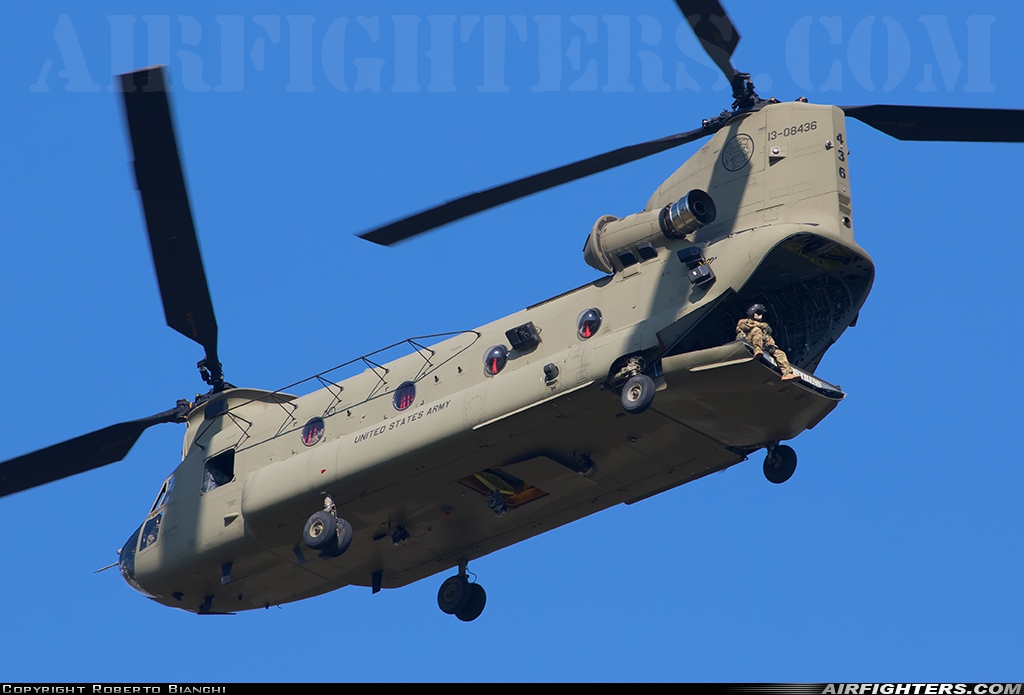 USA - Army Boeing Vertol CH-47F Chinook 13-08436 at Verona - Villafranca (Valerio Catullo) (VRN / LIPX), Italy