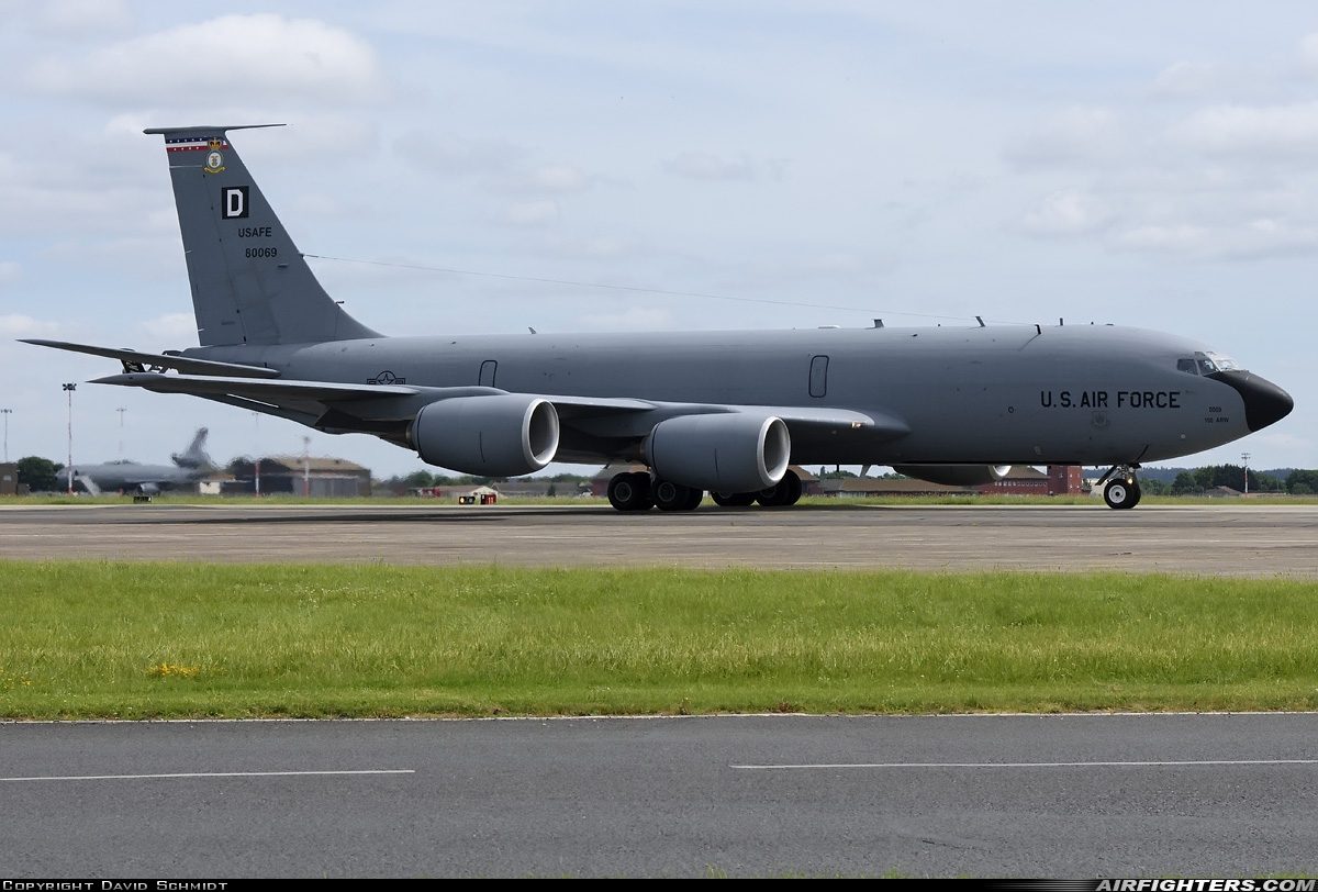 USA - Air Force Boeing KC-135T Stratotanker (717-148) 58-0069 at Mildenhall (MHZ / GXH / EGUN), UK