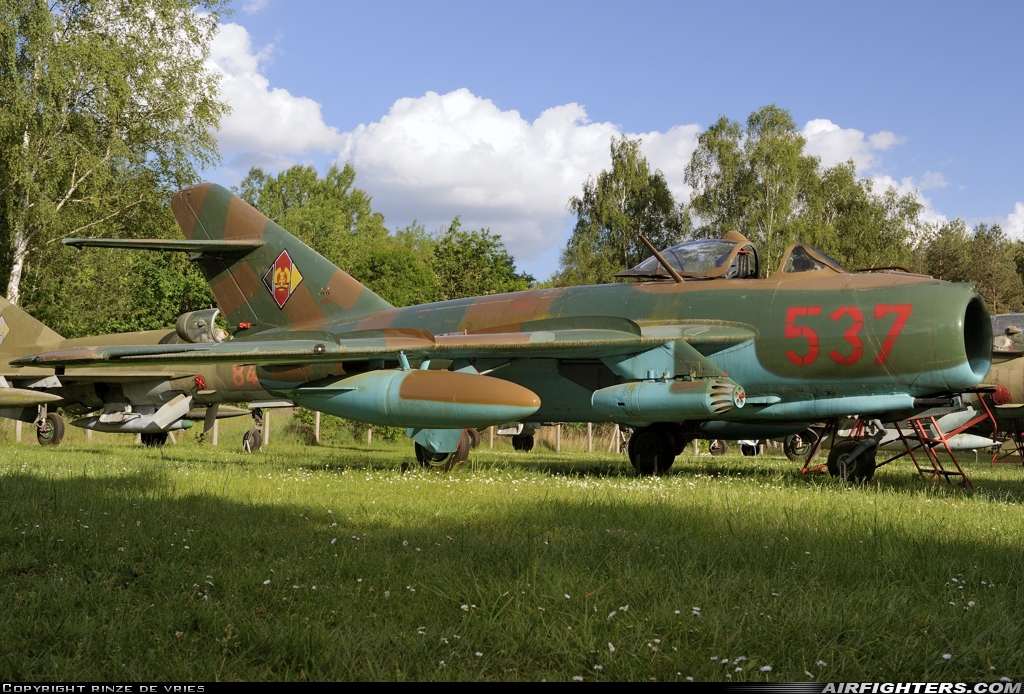 East Germany - Air Force Mikoyan-Gurevich MiG-17F  at Cottbus North (ETHT), Germany