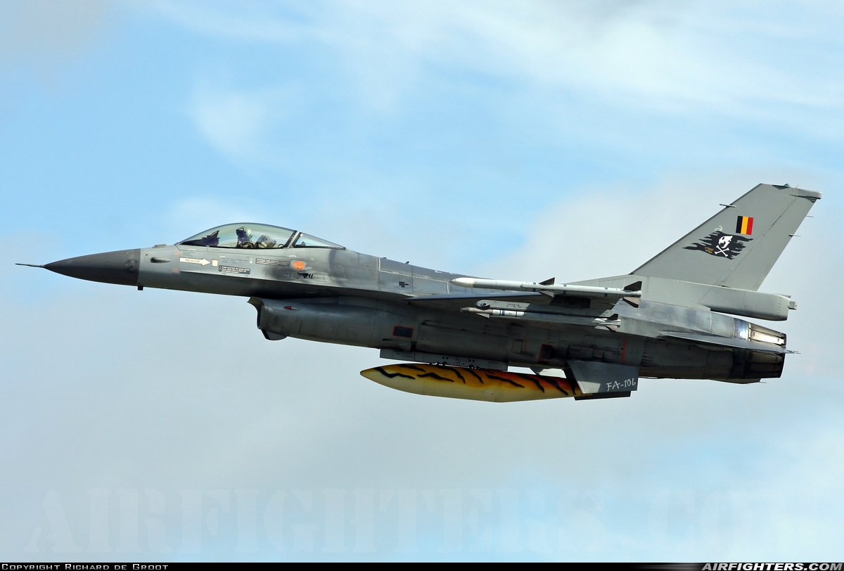 Belgium - Air Force General Dynamics F-16AM Fighting Falcon FA-106 at Landivisiau (LDV / LFRJ), France