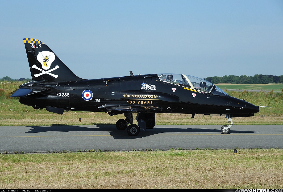 UK - Air Force British Aerospace Hawk T.1A XX285 at Florennes (EBFS), Belgium