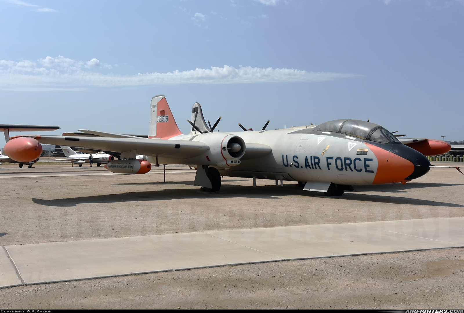 USA - Air Force Martin EB-57B Canberra 52-1519 at Riverside - March ARB (AFB / Field) (RIV / KRIV), USA