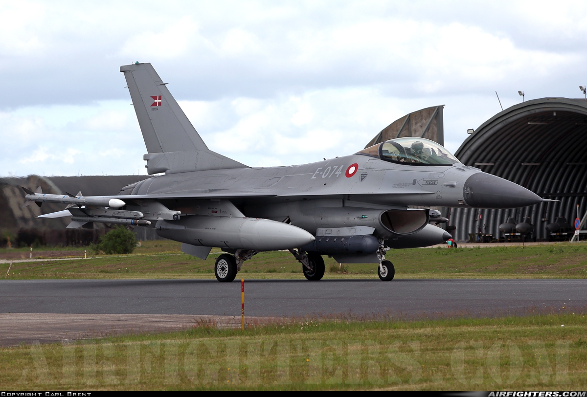 Denmark - Air Force General Dynamics F-16AM Fighting Falcon E-074 at Skrydstrup (EKSP), Denmark
