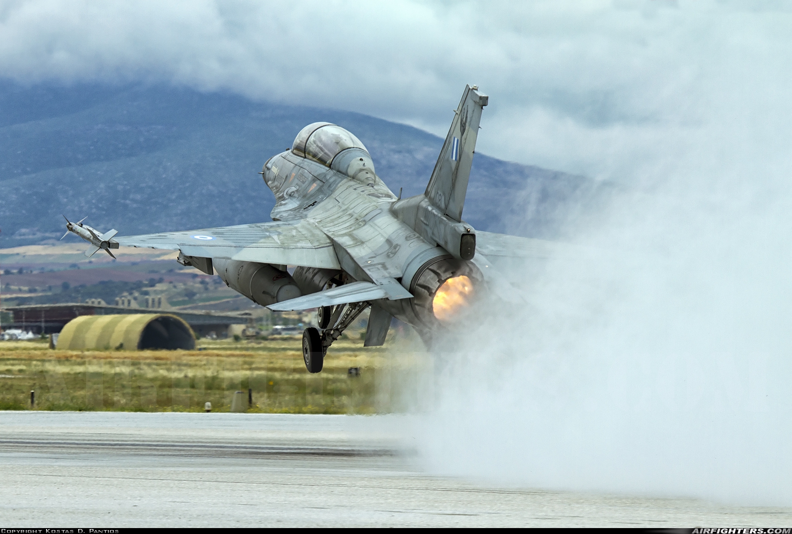 Greece - Air Force General Dynamics F-16D Fighting Falcon 081 at Nea Anghialos (VOL / LGBL), Greece