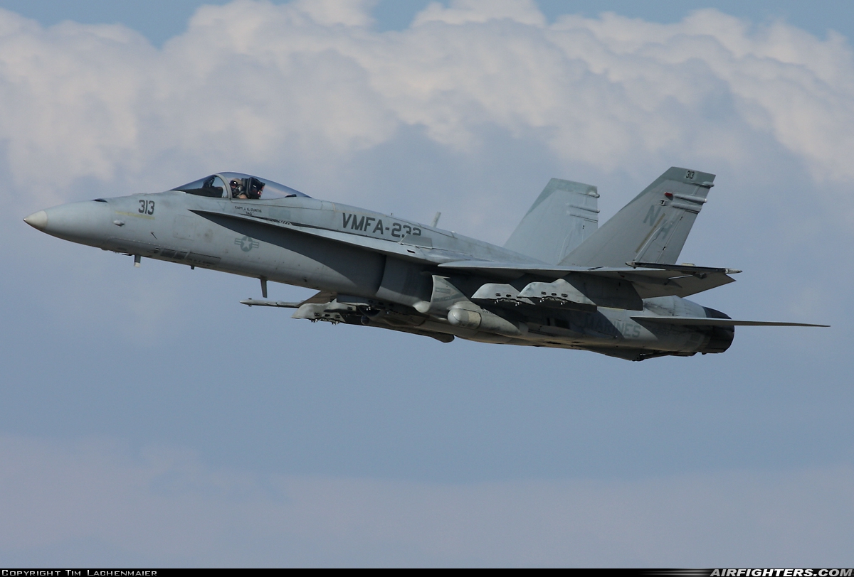 USA - Marines McDonnell Douglas F/A-18A Hornet 162903 at Phoenix (Chandler) - Williams Gateway (AFB) (CHD / IWA / KIWA), USA