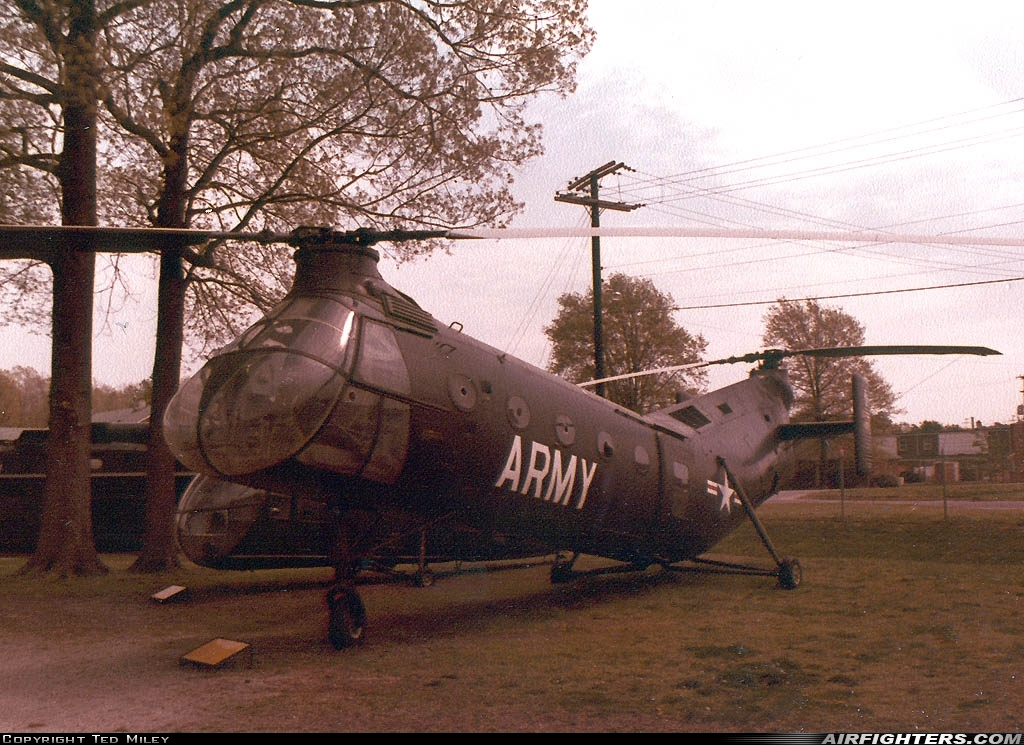 USA - Army Piasecki H-21C Shawnee (PV-22) 56-2077 at Fort Eustis - Felker Army Airfield (FAF), USA