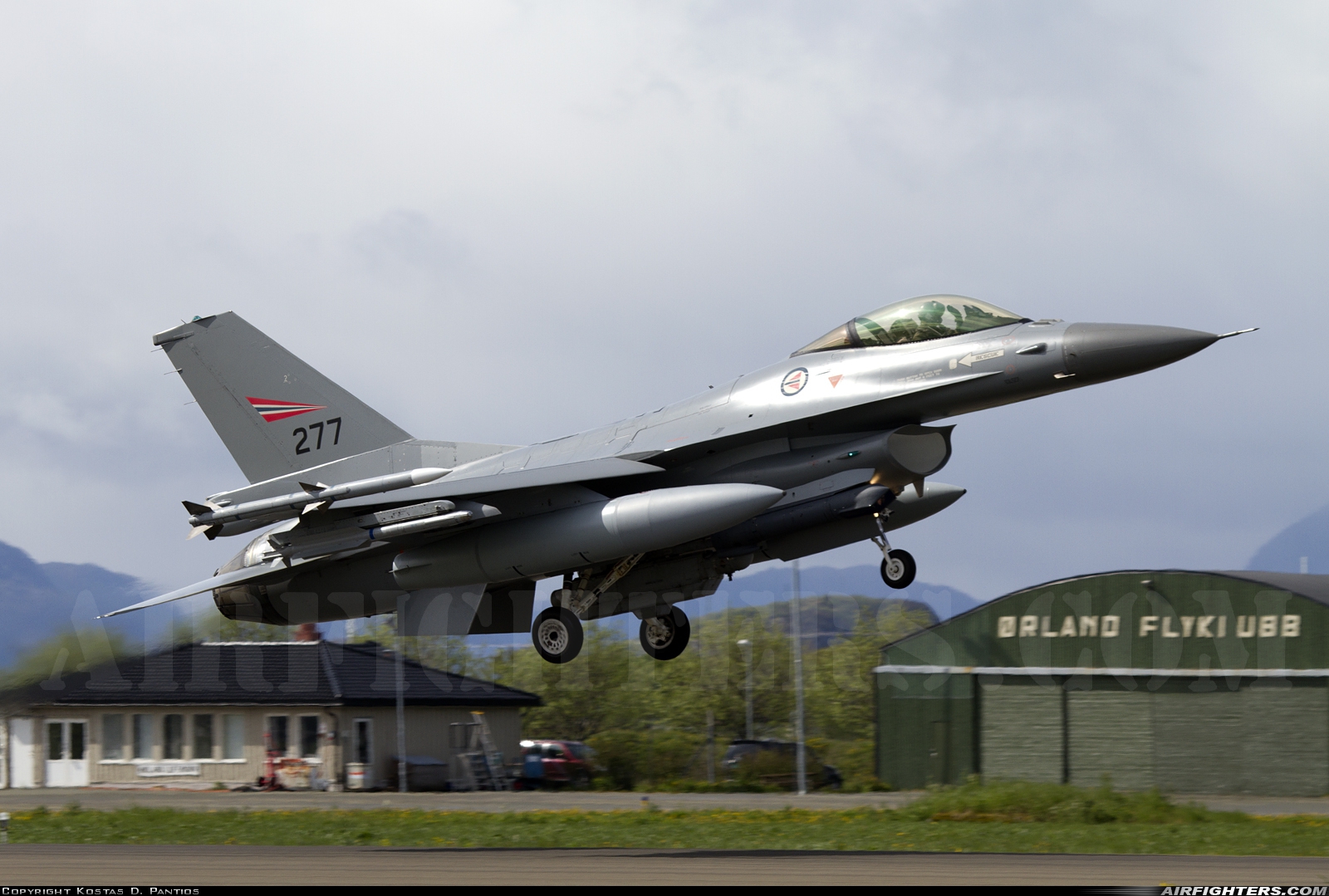 Norway - Air Force General Dynamics F-16AM Fighting Falcon 277 at Orland (OLA / ENOL), Norway