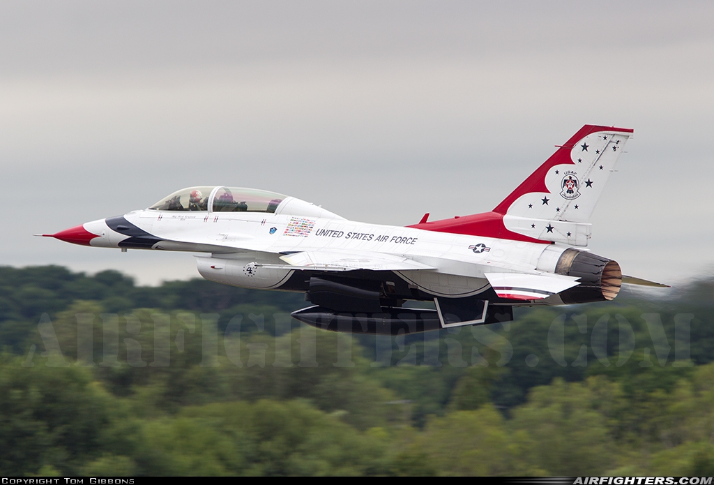 USA - Air Force General Dynamics F-16D Fighting Falcon 91-0479 at Fairford (FFD / EGVA), UK