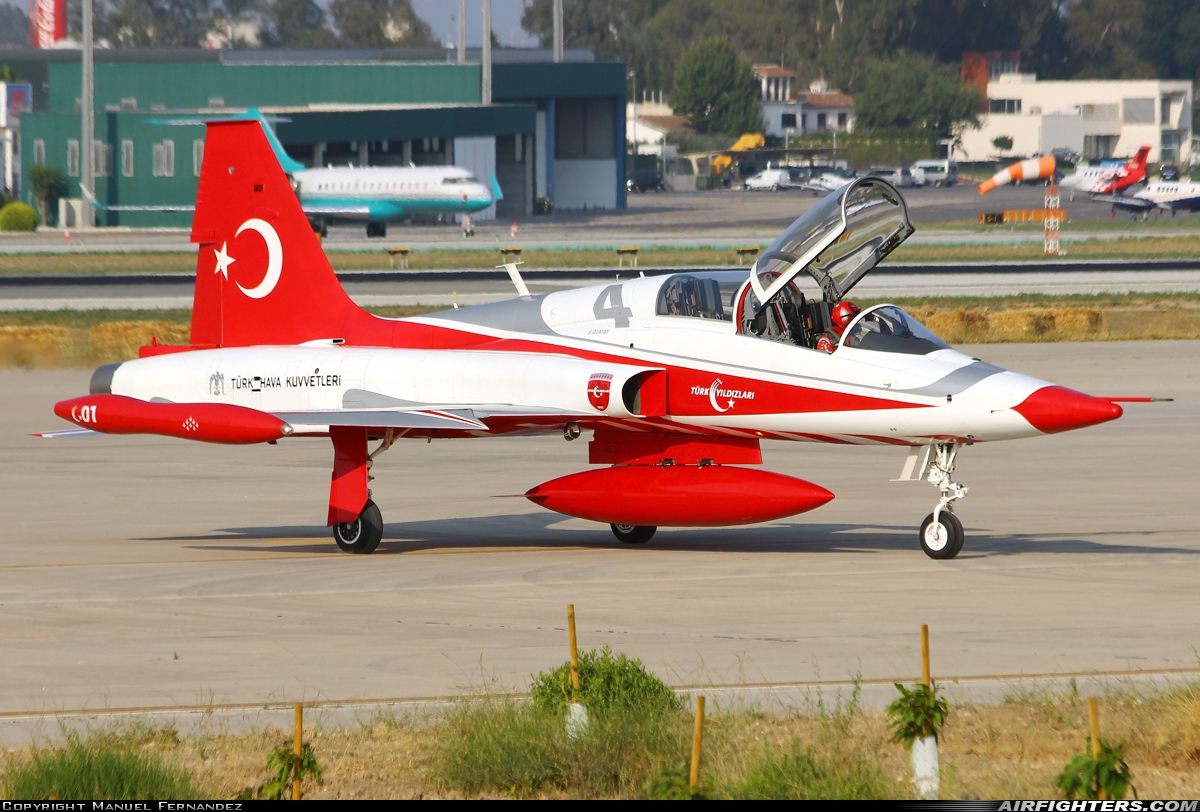 Türkiye - Air Force Canadair NF-5B-2000 (CL-226) 69-4001 at Malaga (AGP / LEMG), Spain