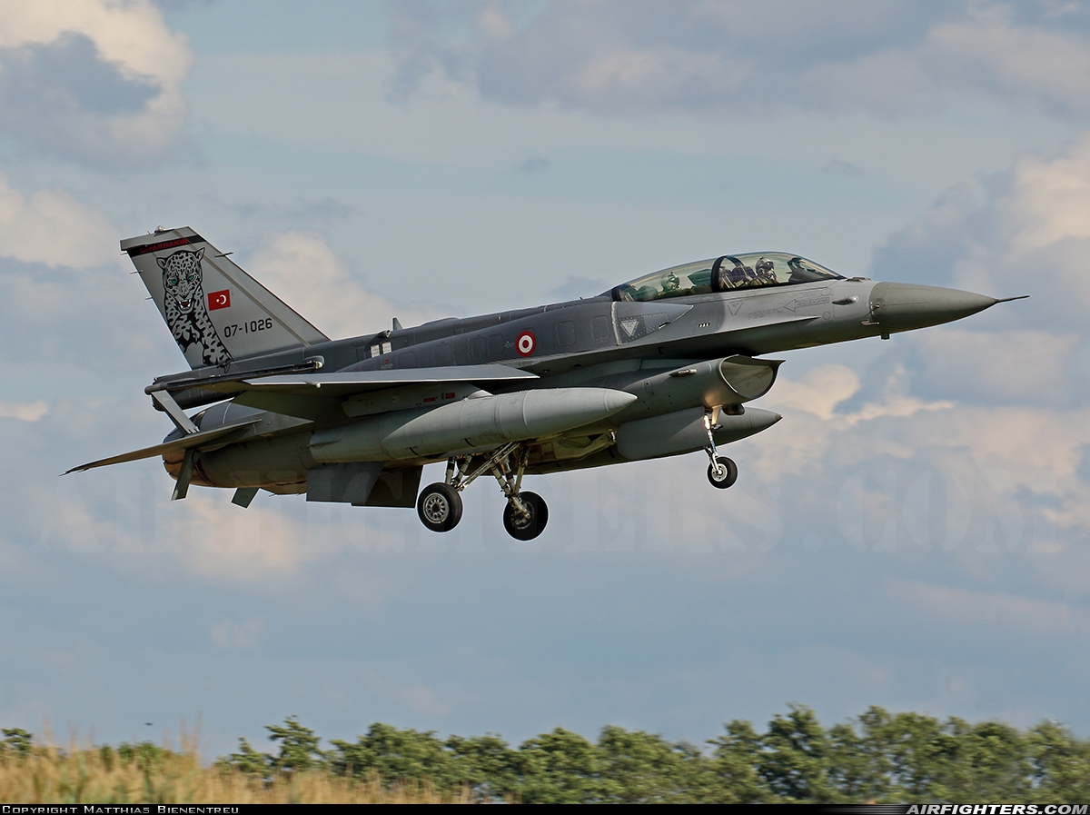 Türkiye - Air Force General Dynamics F-16D Fighting Falcon 07-1026 at Norvenich (ETNN), Germany