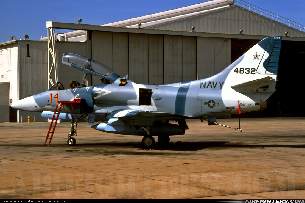 USA - Navy Douglas TA-4J Skyhawk 154632 at San Diego - Miramar MCAS (NAS) / Mitscher Field (NKX / KNKX), USA