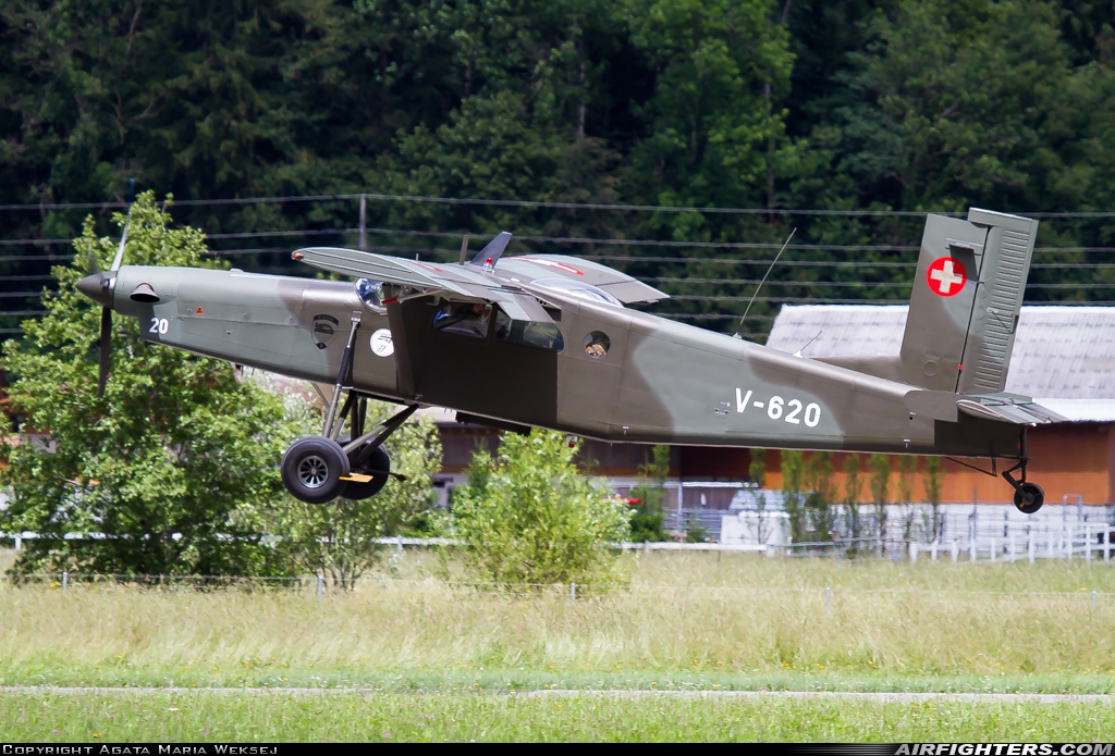 Switzerland - Air Force Pilatus PC-6/B2-H2M-1 Turbo Porter V-620 at Meiringen (LSMM), Switzerland