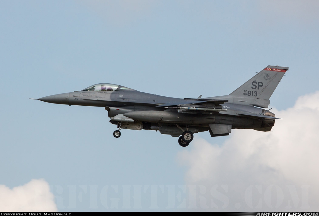 USA - Air Force General Dynamics F-16C Fighting Falcon 90-0813 at Lakenheath (LKZ / EGUL), UK