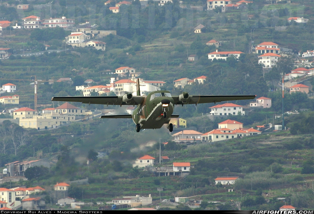 Portugal - Air Force CASA C-212-200 Aviocar 16507 at Funchal / Madeira (- Santa Cruz) (FNC / LPMA), Portugal