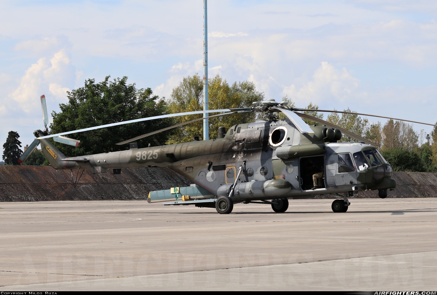 Czech Republic - Air Force Mil Mi-171ShM 9825 at Hradec Kralove (LKHK), Czech Republic