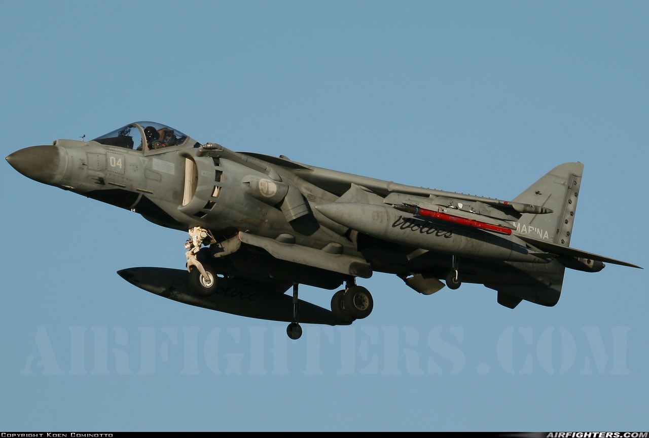 Italy - Navy McDonnell Douglas AV-8B+ Harrier ll MM7200 at Florennes (EBFS), Belgium