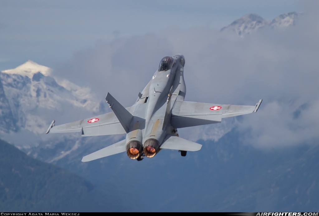 Switzerland - Air Force McDonnell Douglas F/A-18C Hornet J-5019 at Sion (- Sitten) (SIR / LSGS / LSMS), Switzerland