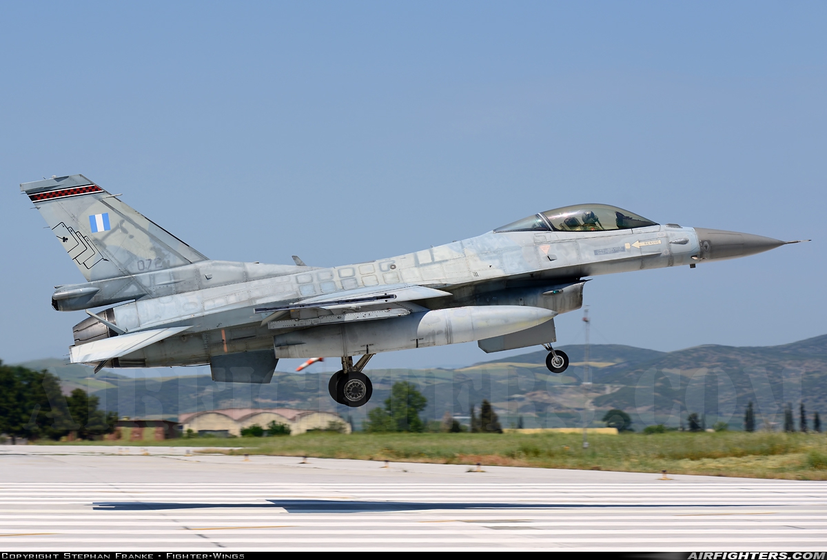 Greece - Air Force General Dynamics F-16C Fighting Falcon 072 at Nea Anghialos (VOL / LGBL), Greece