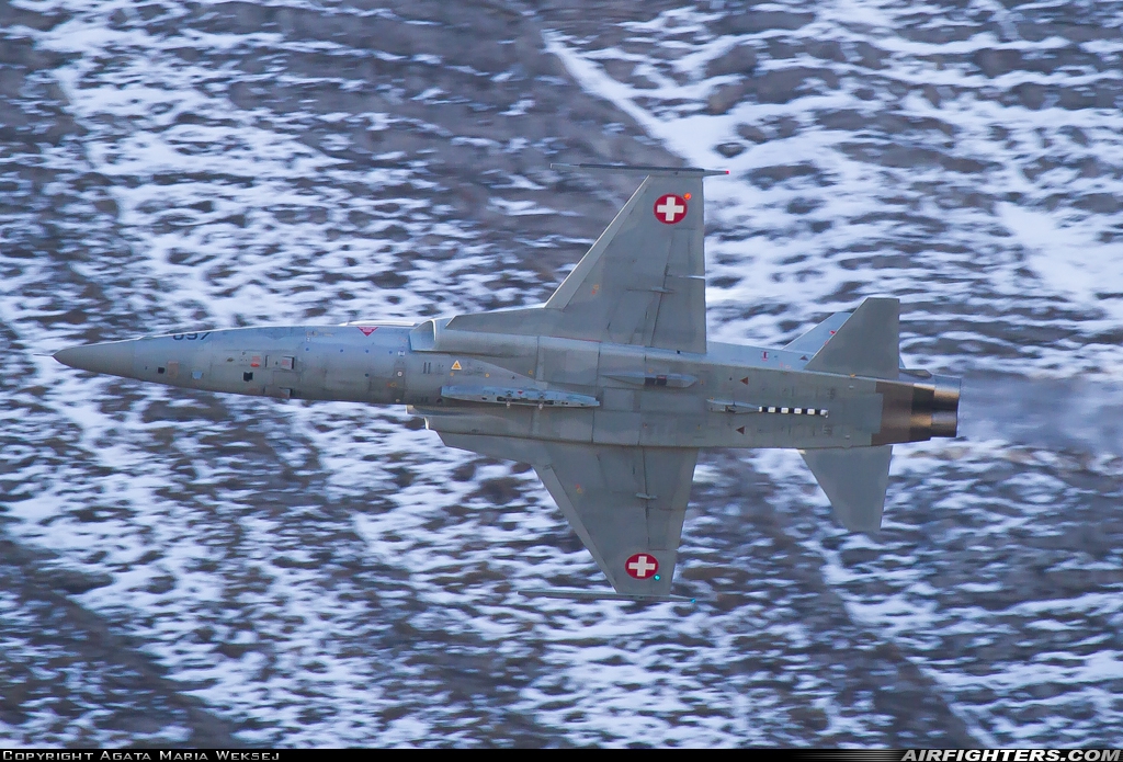 Switzerland - Air Force Northrop F-5E Tiger II J-3097 at Off-Airport - Axalp, Switzerland