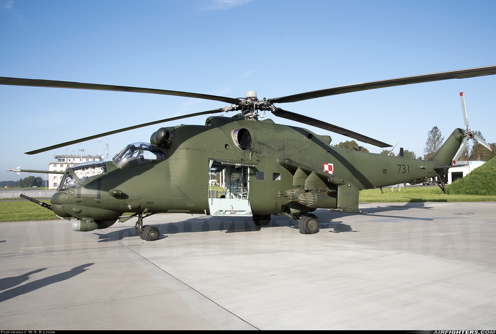Poland - Army Mil Mi-35 (Mi-24V) 731 at Malbork (EPMB), Poland