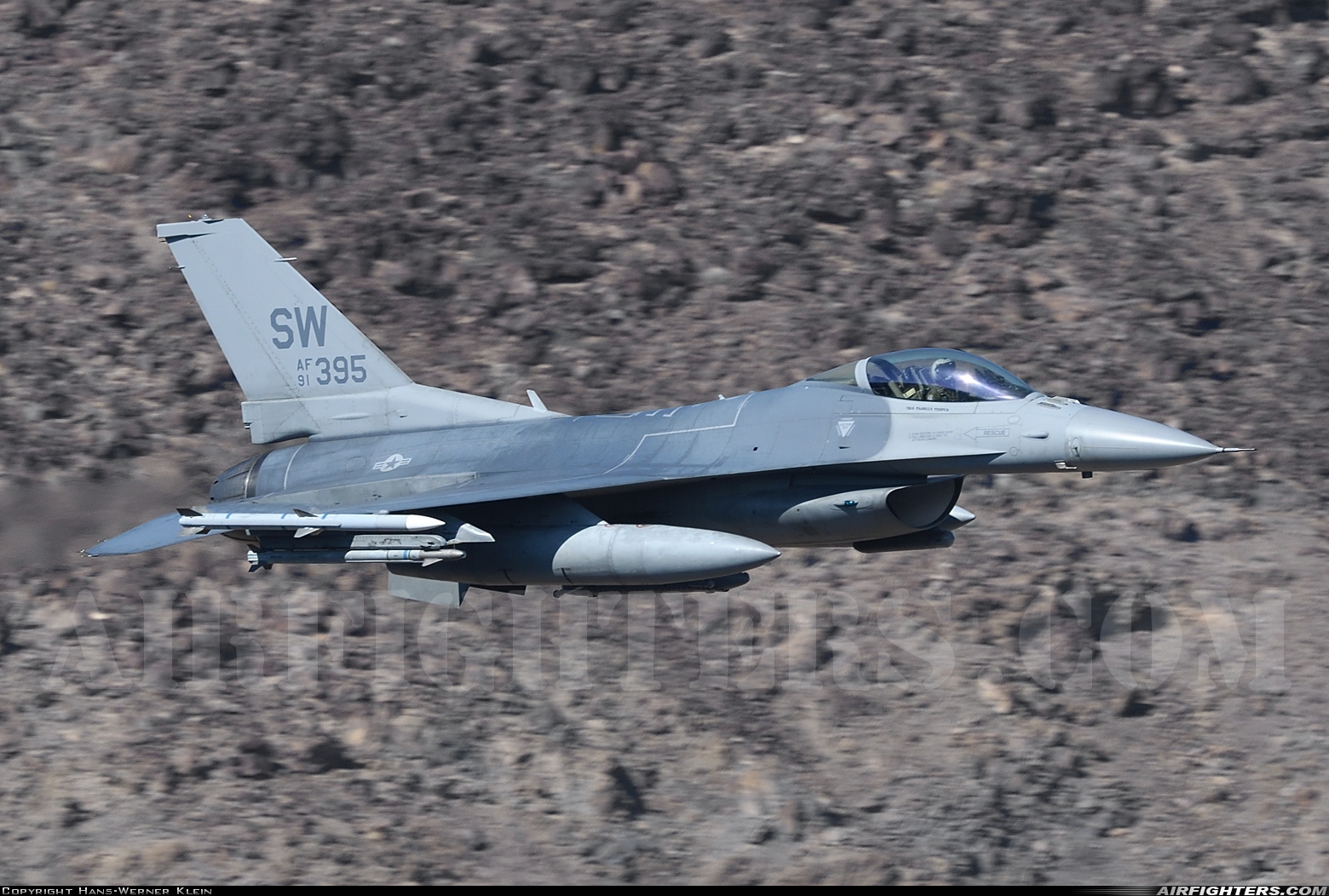 USA - Air Force General Dynamics F-16C Fighting Falcon 91-0395 at Off-Airport - Rainbow Canyon area, USA