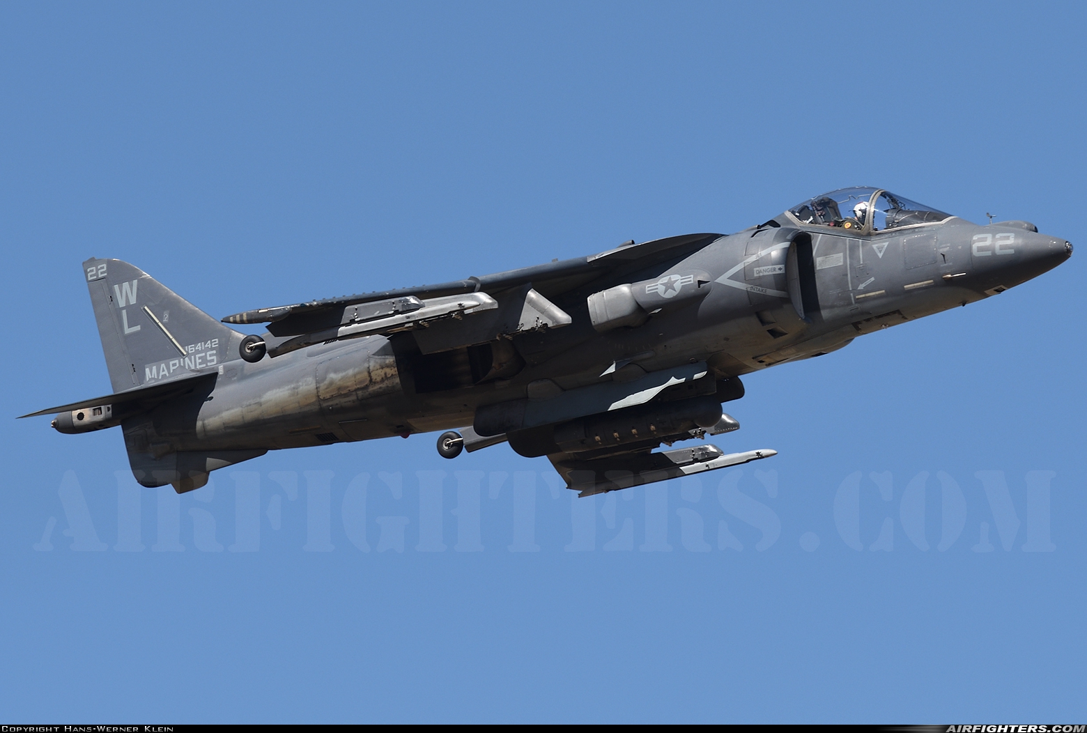 USA - Marines McDonnell Douglas AV-8B Harrier II 164142 at Yuma - MCAS / Int. (NYL / KNYL), USA