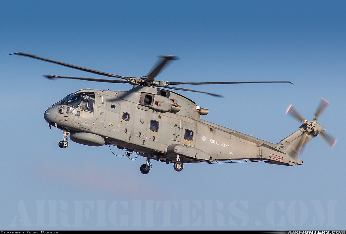 UK - Navy AgustaWestland Merlin HM1 (Mk111) ZH854 at Oporto (- Francisco sa Carneiro) (OPO / LPPR), Portugal