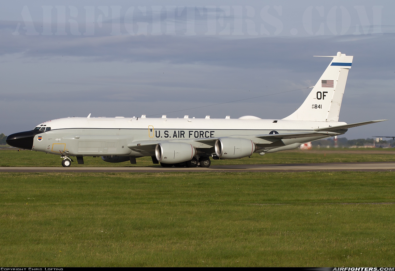 USA - Air Force Boeing RC-135V Rivet Joint (739-445B) 64-14841 at Mildenhall (MHZ / GXH / EGUN), UK