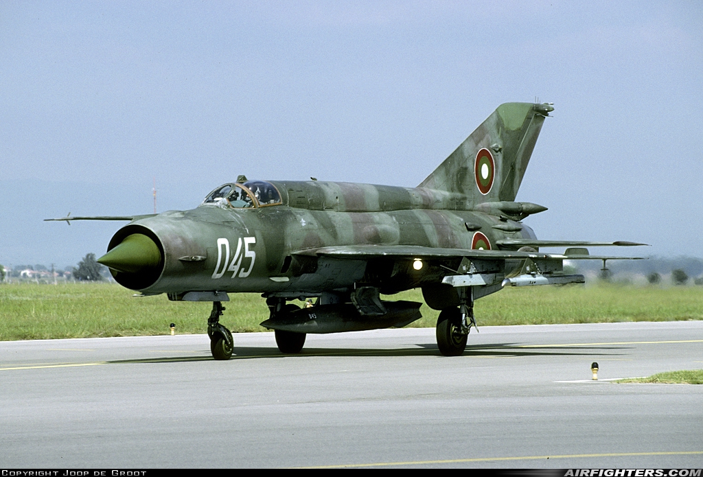 Bulgaria - Air Force Mikoyan-Gurevich MiG-21bis 045 at Graf Ignatievo (LBPG), Bulgaria