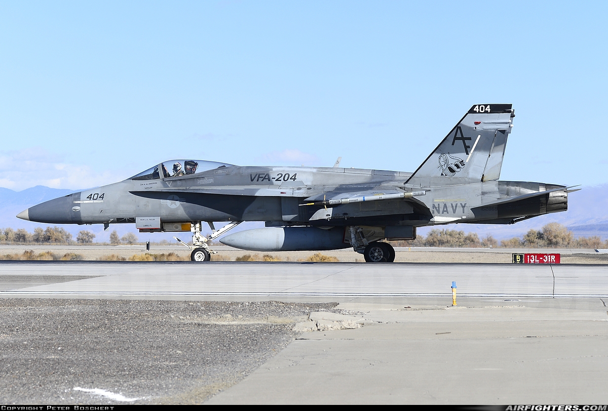 USA - Navy McDonnell Douglas F/A-18A+ Hornet 162869 at Fallon - Fallon NAS (NFL / KNFL), USA