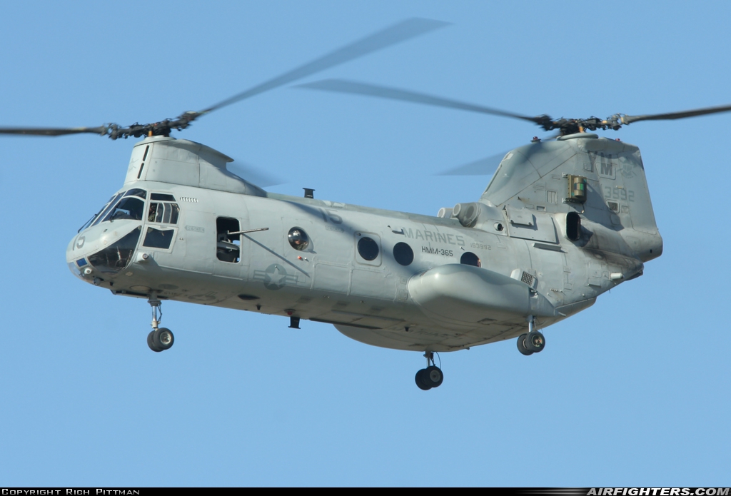 USA - Marines Boeing Vertol CH-46E Sea Knight (107-II) 153992 at Yuma - MCAS / Int. (NYL / KNYL), USA