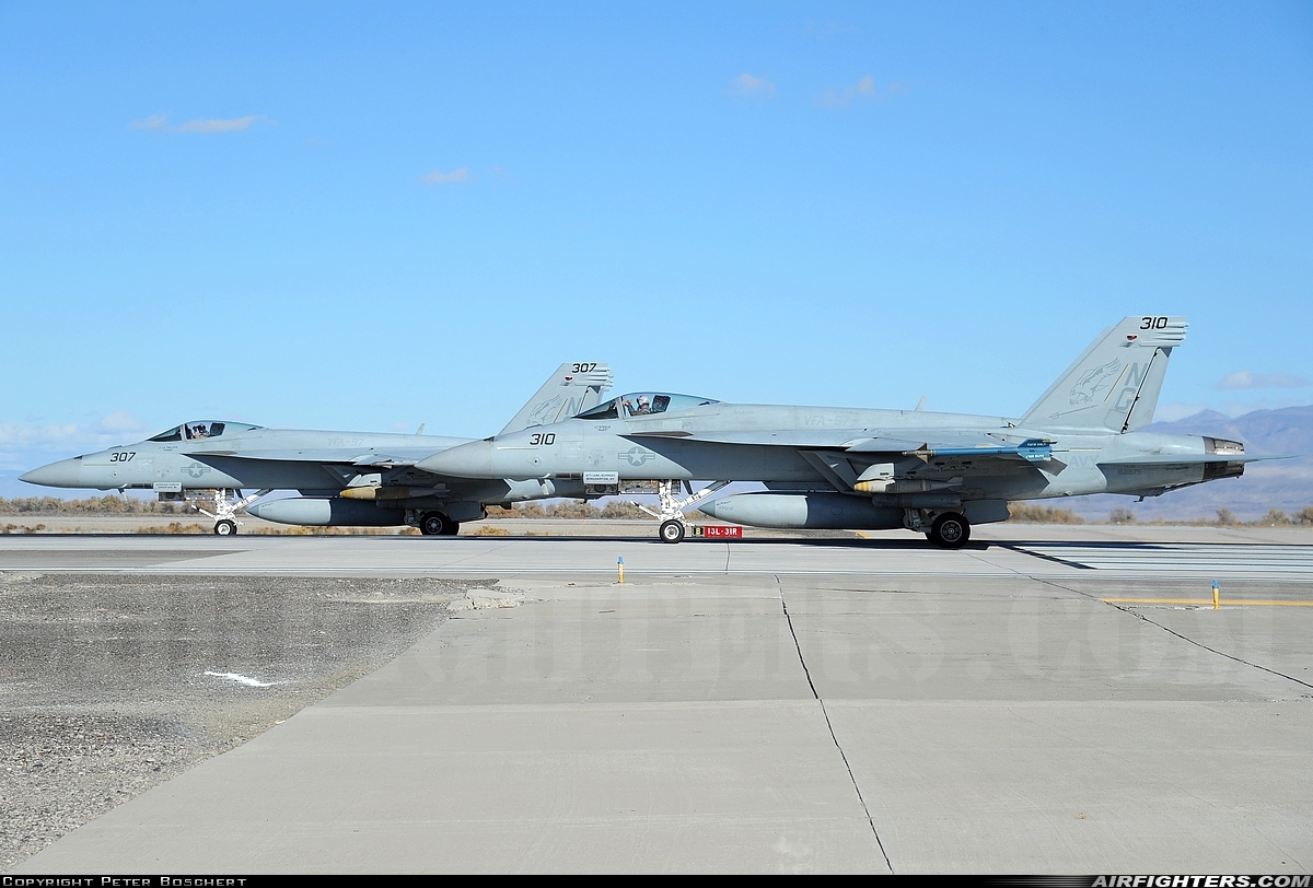 USA - Navy Boeing F/A-18E Super Hornet 168875 at Fallon - Fallon NAS (NFL / KNFL), USA