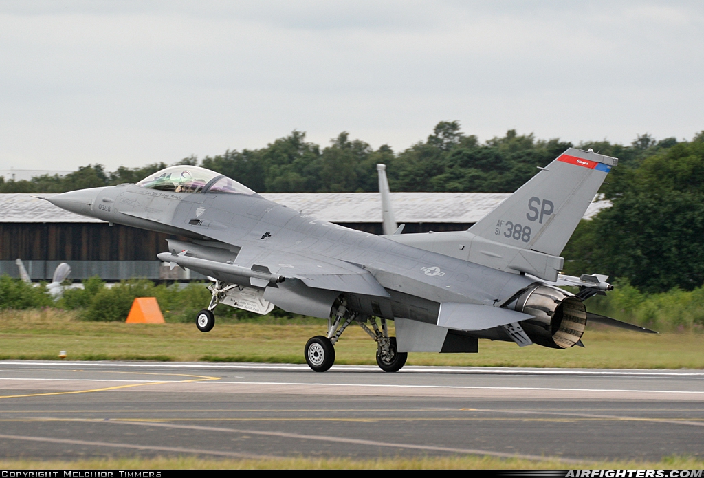 USA - Air Force General Dynamics F-16C Fighting Falcon 91-0338 at Farnborough (FAB / EGLF), UK